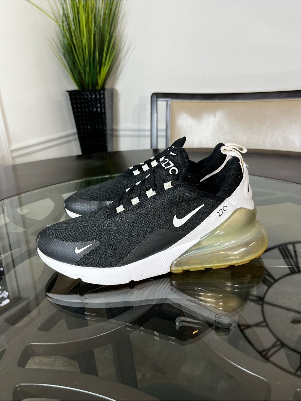 Nike Air Max 270 Athletic Sneakers Sz 10